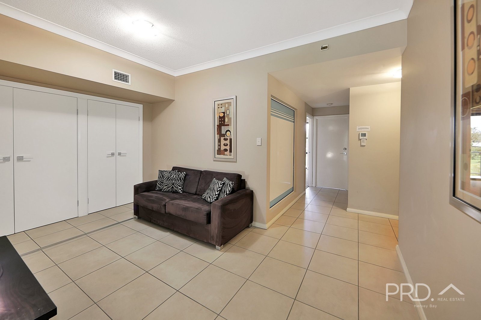 15/371 Esplanade  SCARNESS 14