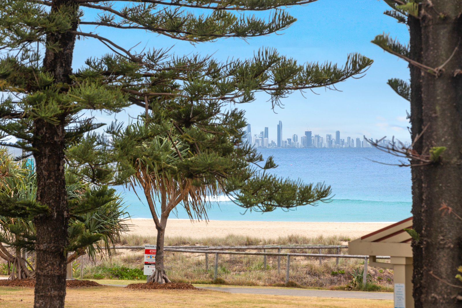 154-156/99 Griffith Street COOLANGATTA 1