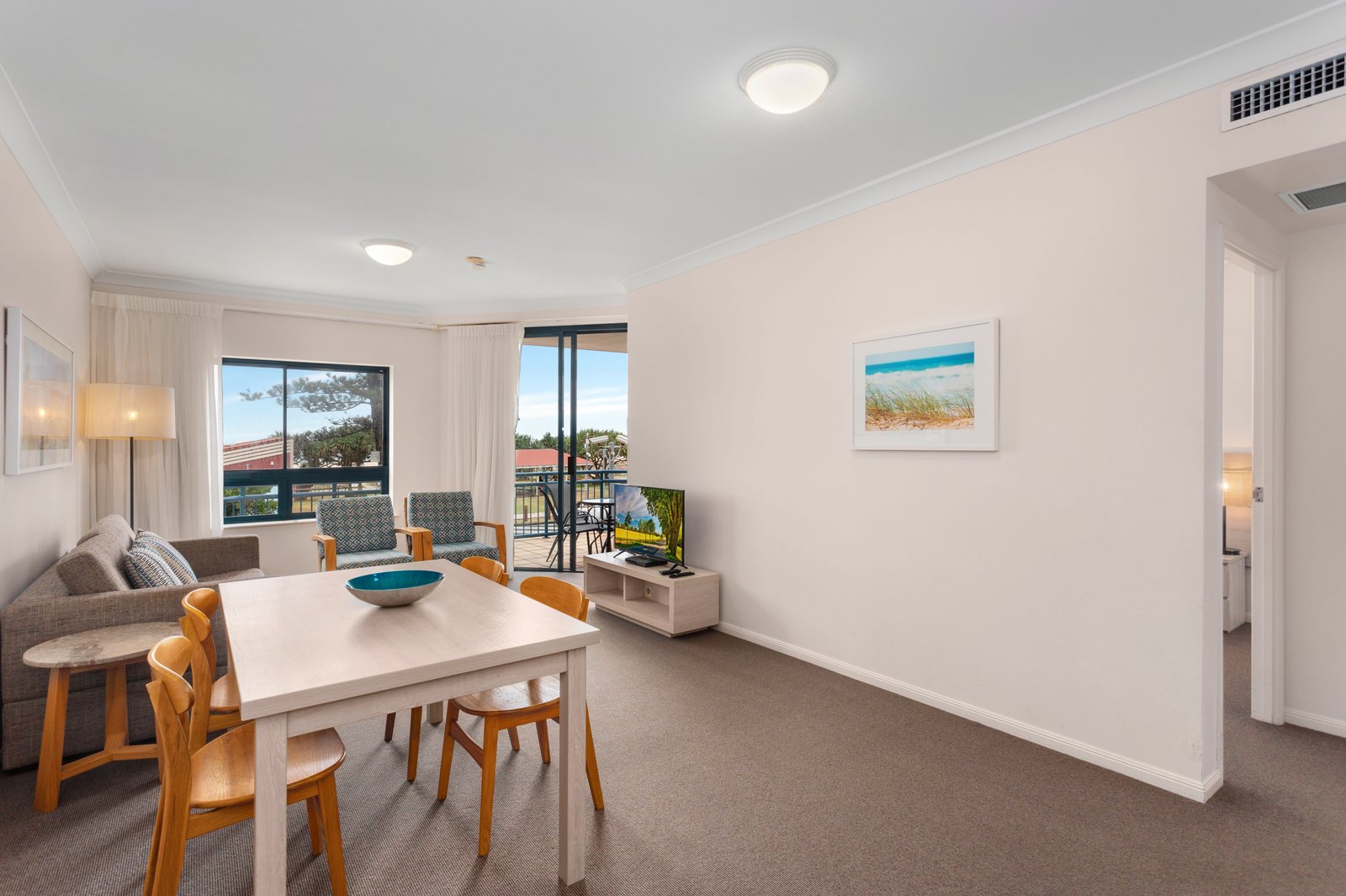 154-156/99 Griffith Street COOLANGATTA 7