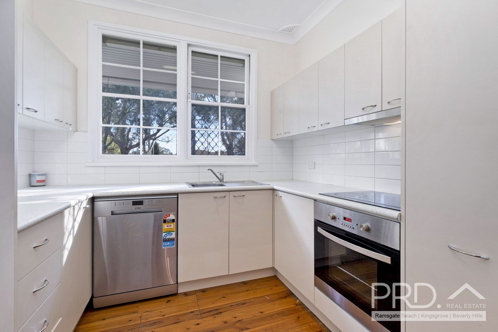 1/54-56 Walter Street SANS SOUCI 3