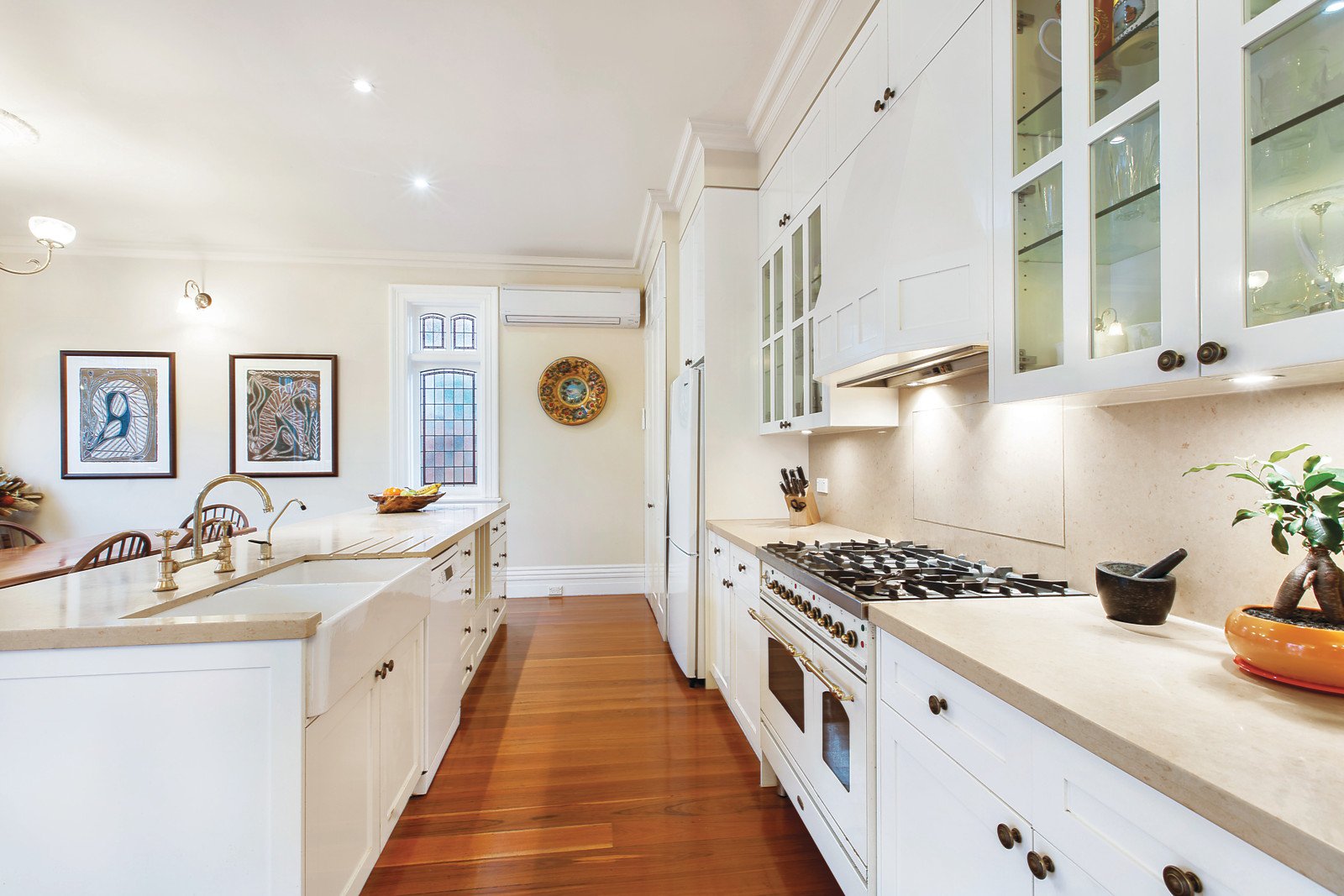 154 Barkers Road, Hawthorn, VIC