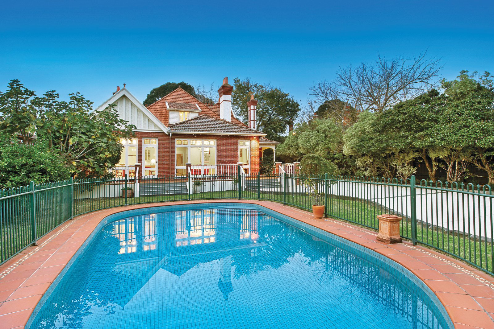 154 Barkers Road, Hawthorn, VIC