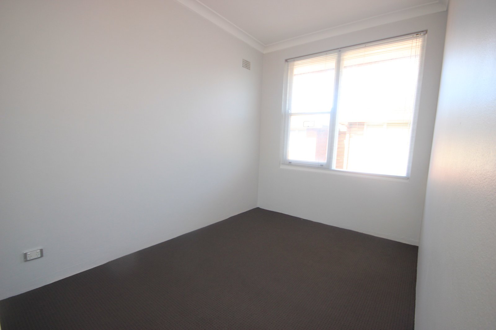 154 Chuter Avenue SANS SOUCI 6