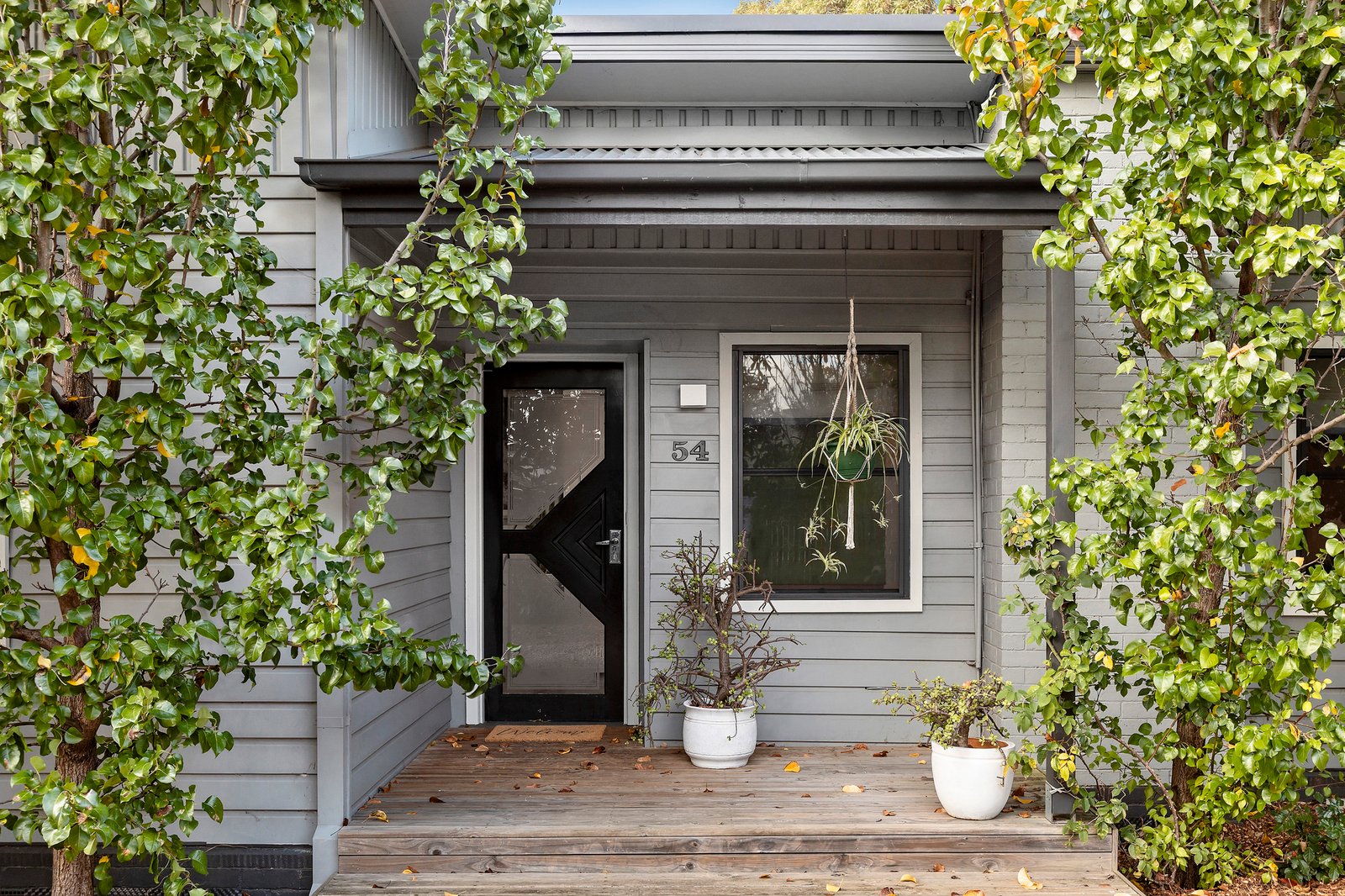Gallery: 1/54 Ella Grove