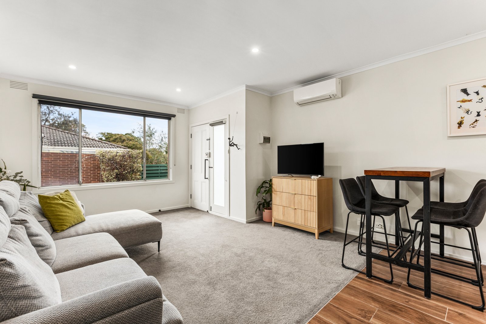 Gallery: 1/54 Fewster Road