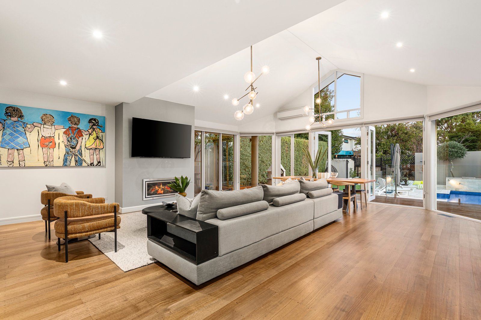 Gallery: 154 Ludstone Street