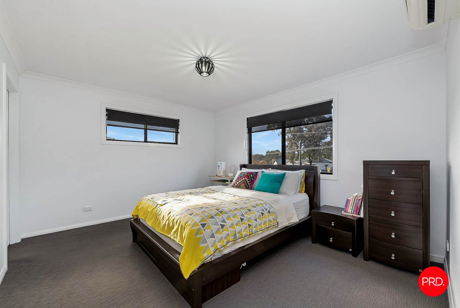 1/54 Mackenzie Street West  GOLDEN SQUARE 8