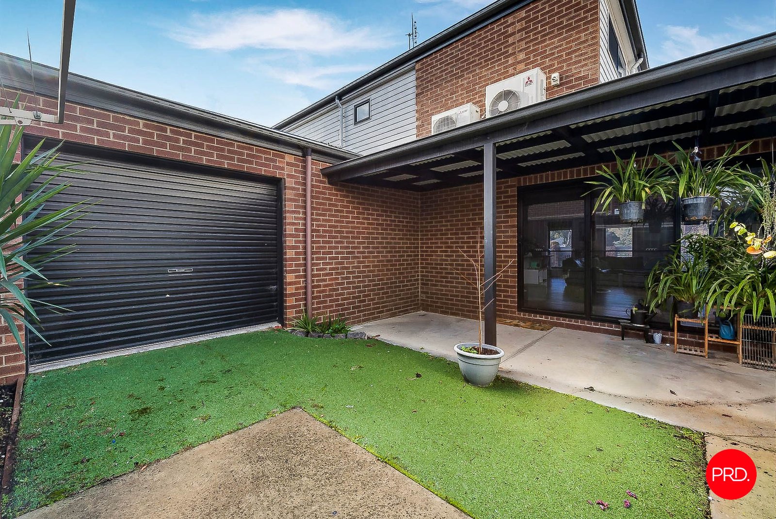 1/54 Mackenzie Street West  GOLDEN SQUARE 11