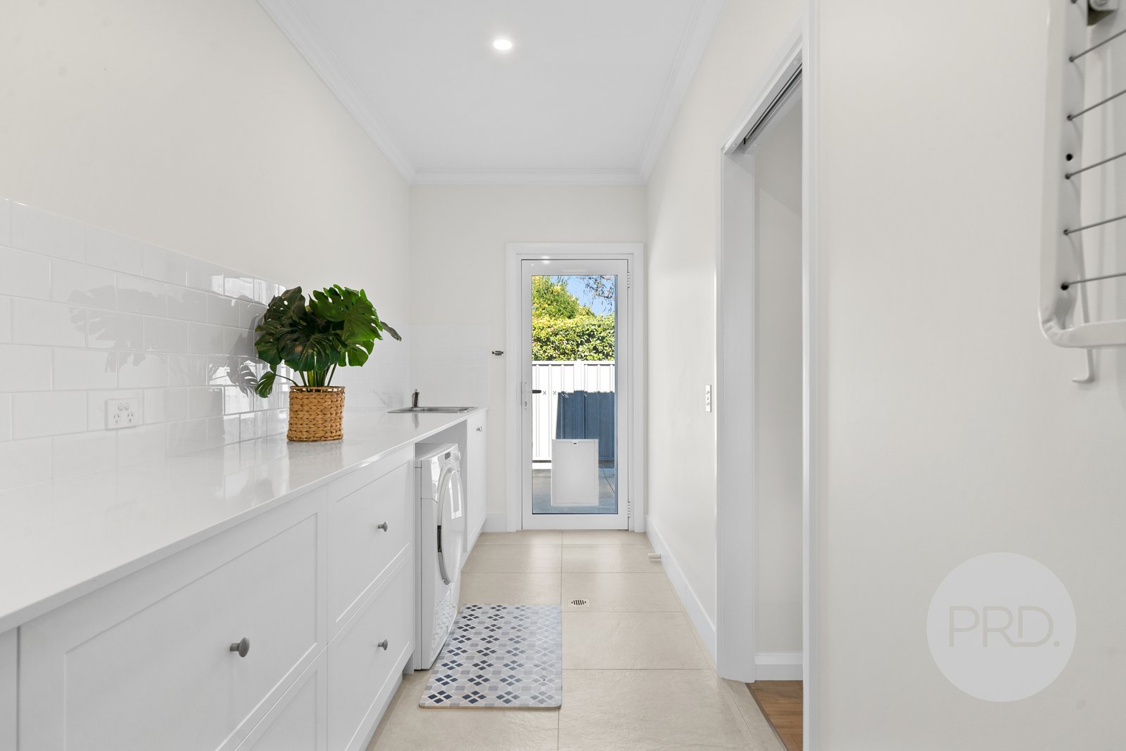 154 Main Street LAKE ALBERT 20