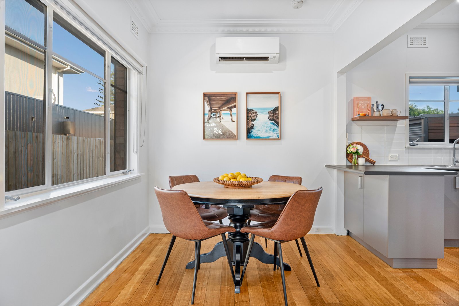 Gallery: 1/54 Royena Road