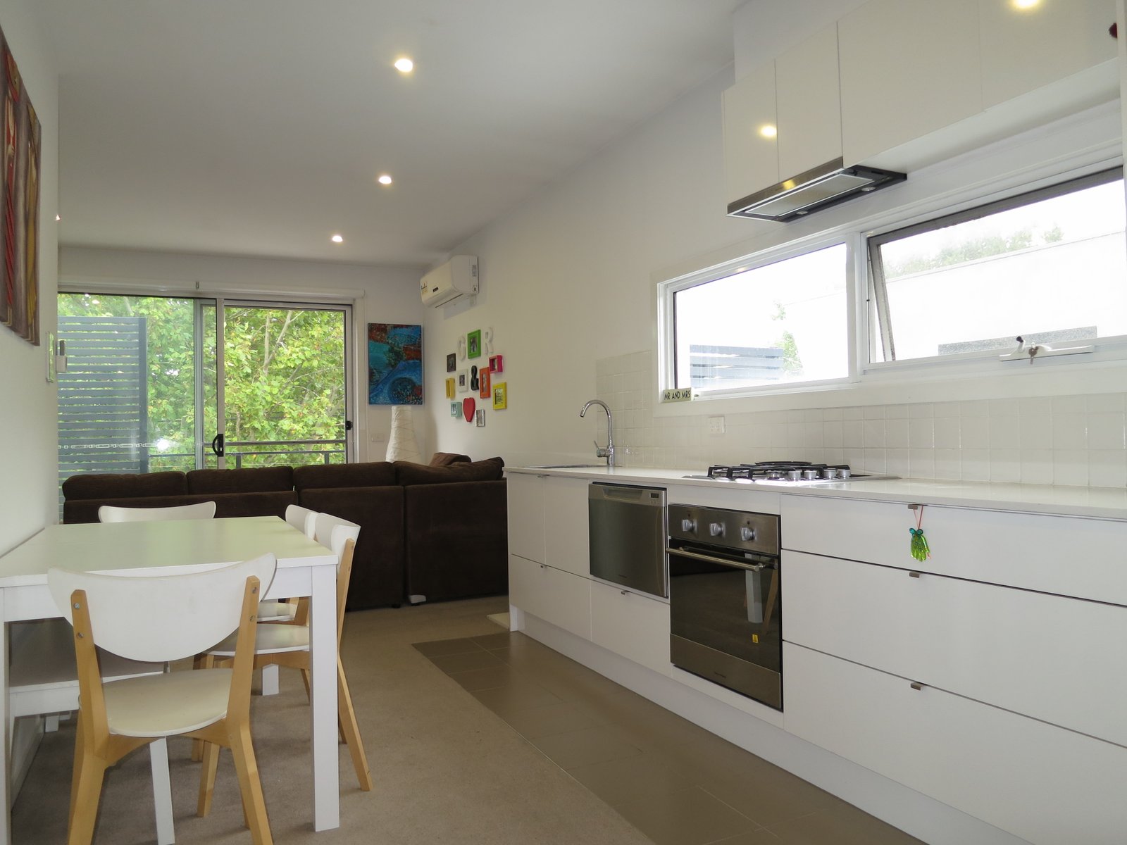 Gallery: 15/400 Dandenong Road