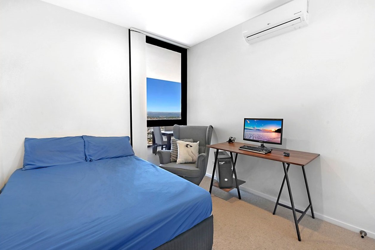 154/31 Queensland Avenue BROADBEACH 8