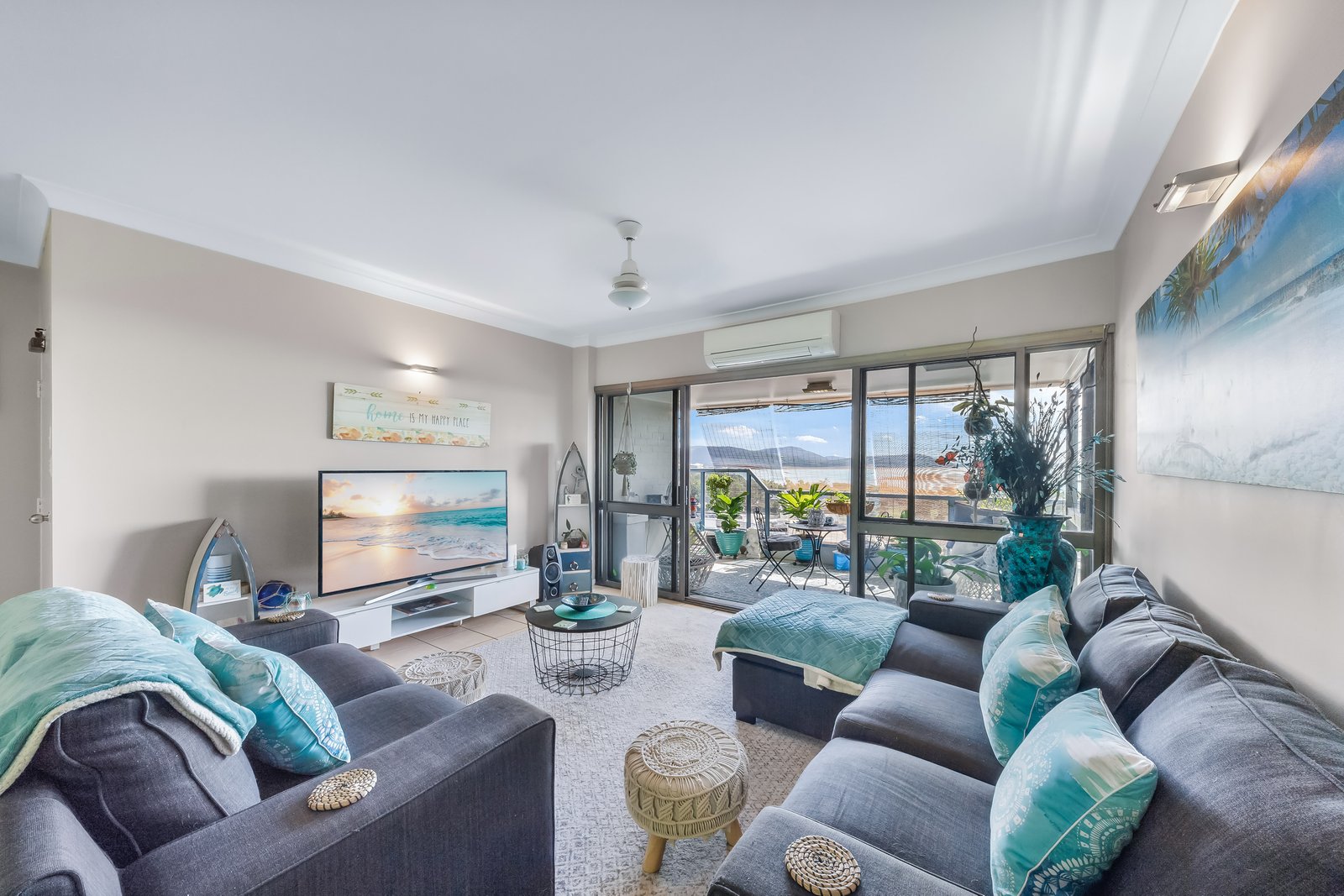 154/6 Eshelby Drive CANNONVALE 3