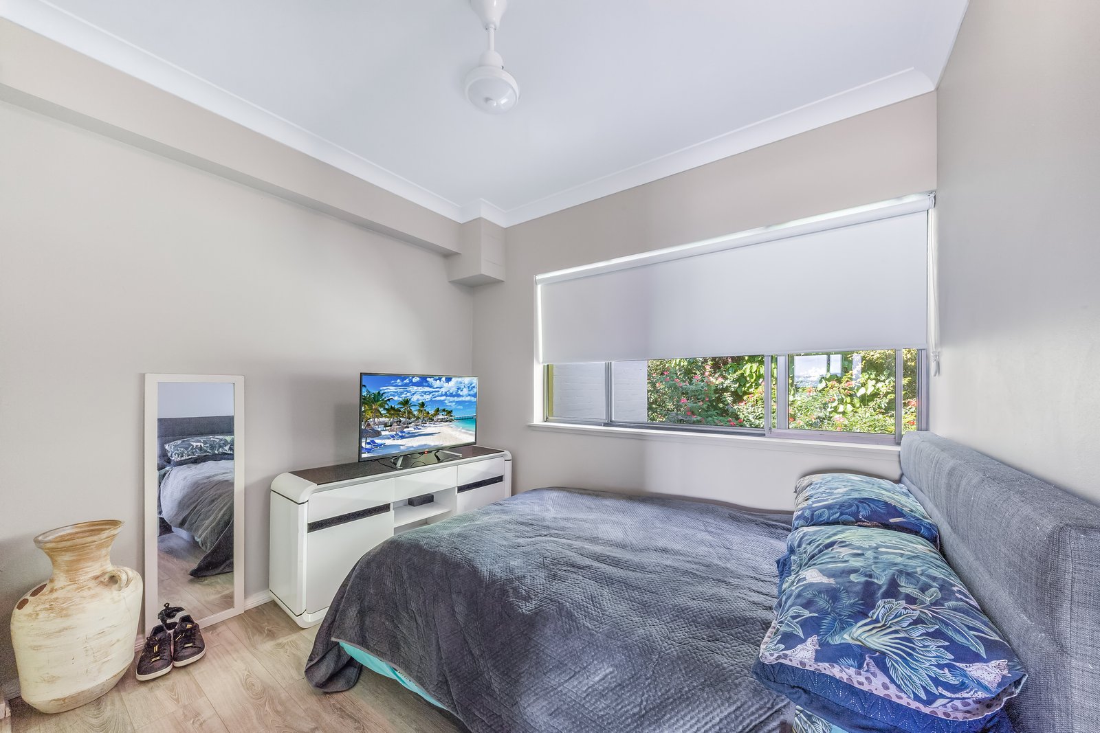 154/6 Eshelby Drive CANNONVALE 8