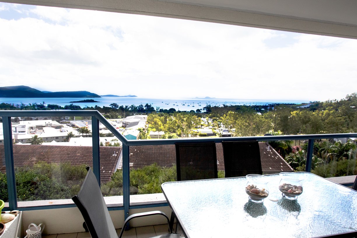 154/6 Eshelby Drive CANNONVALE 15