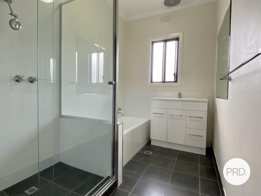 1/548 Klose Street LAVINGTON 10