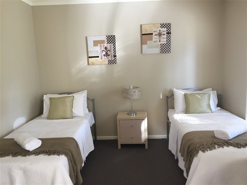 1/55 Allingham Street GOLDEN SQUARE 6