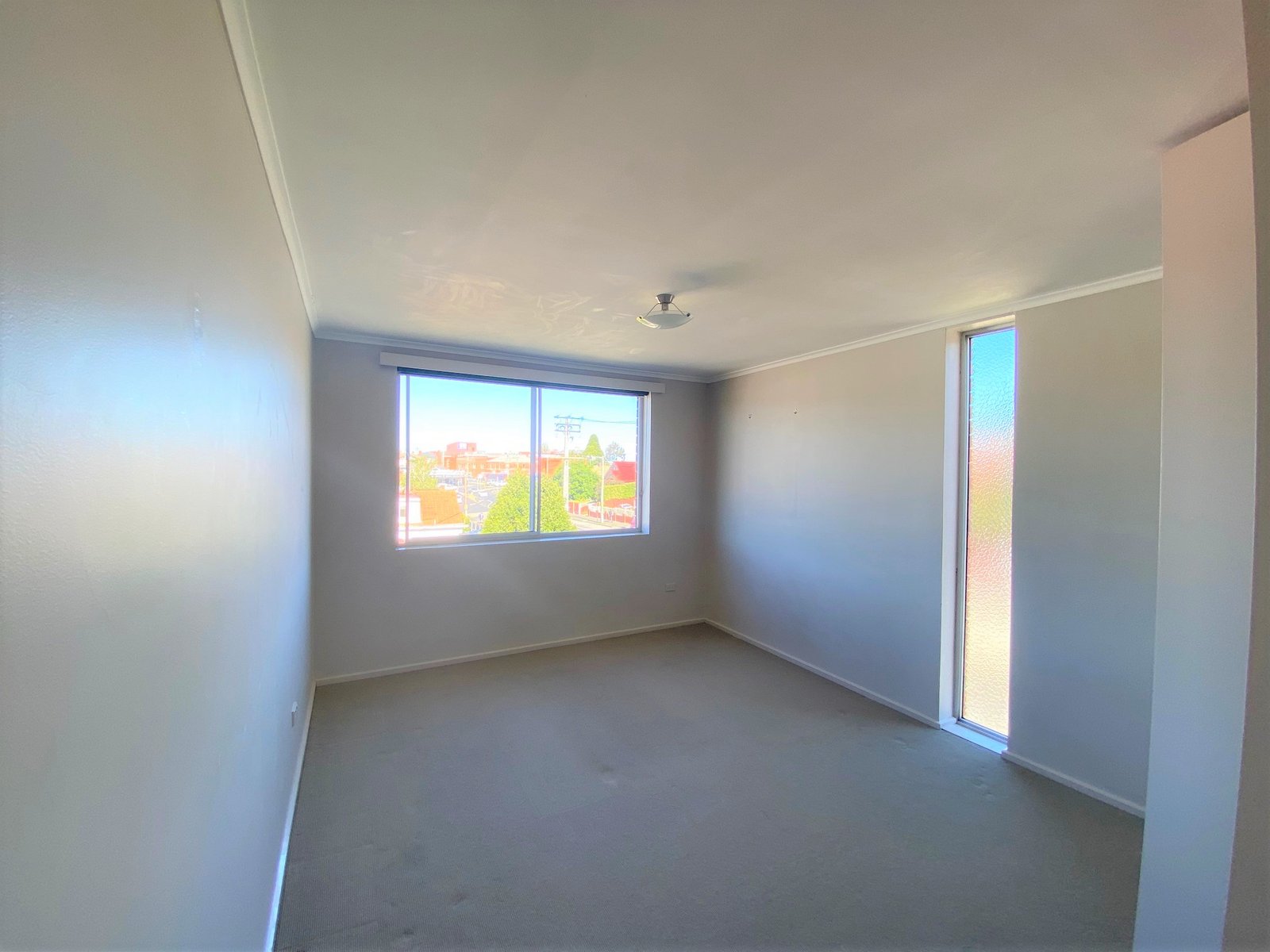 15/5 Augusta Road NEW TOWN 8