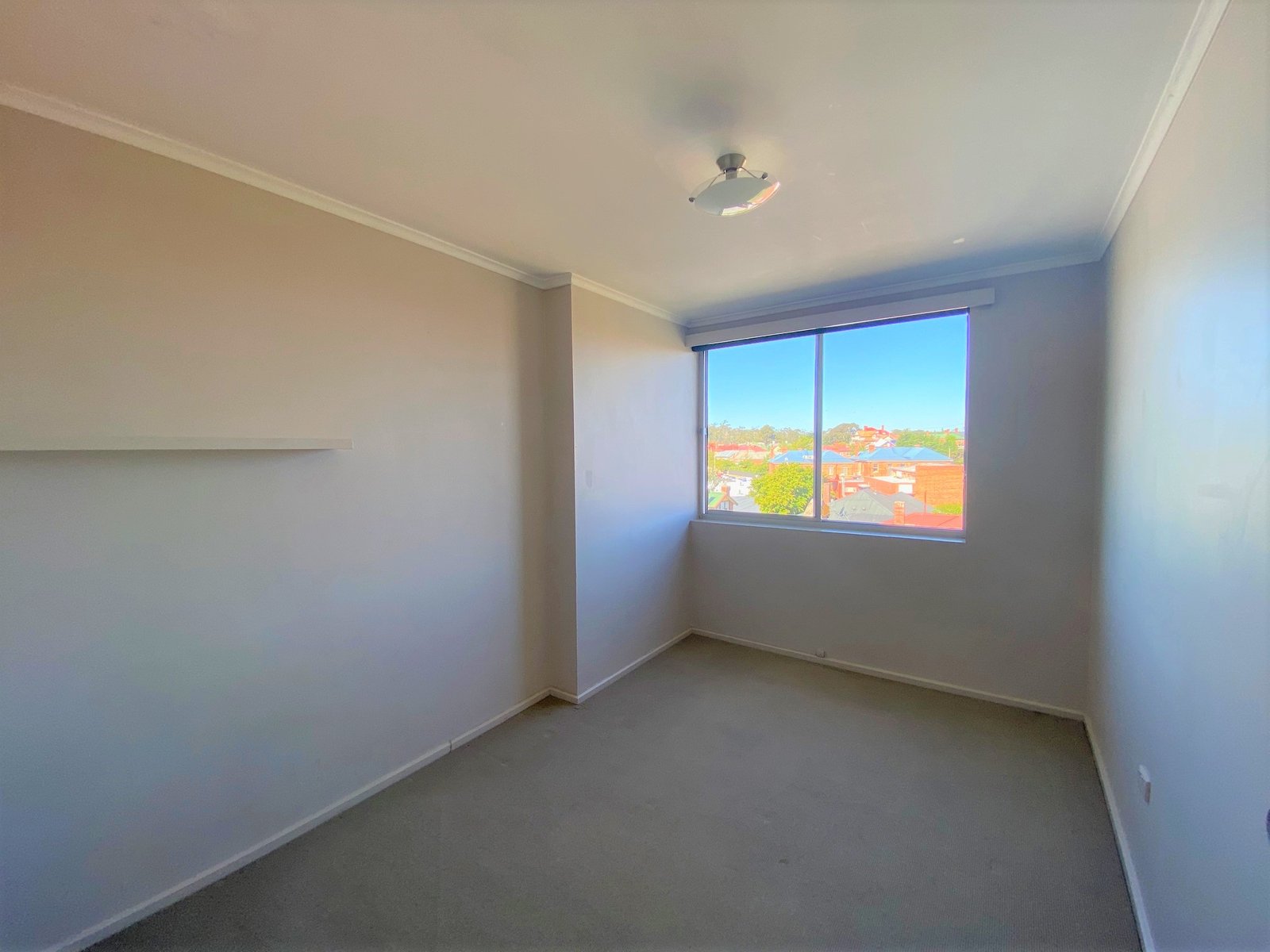 15/5 Augusta Road NEW TOWN 9