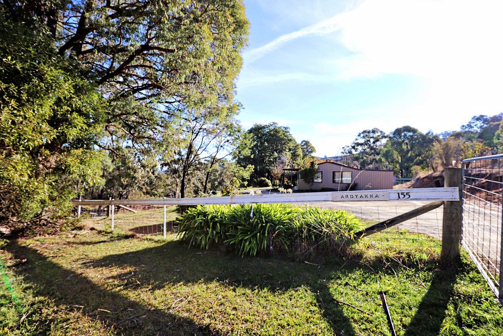 155 Elliott Way TUMBARUMBA 1