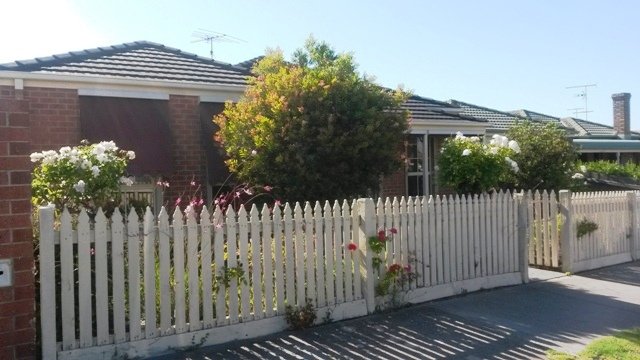 Gallery: 1/55 Glastonbury Drive
