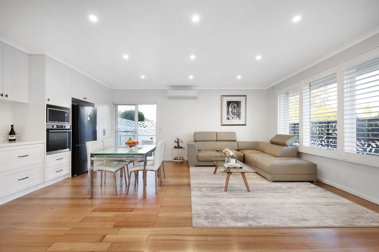 Gallery: 1/55 Hilda Street