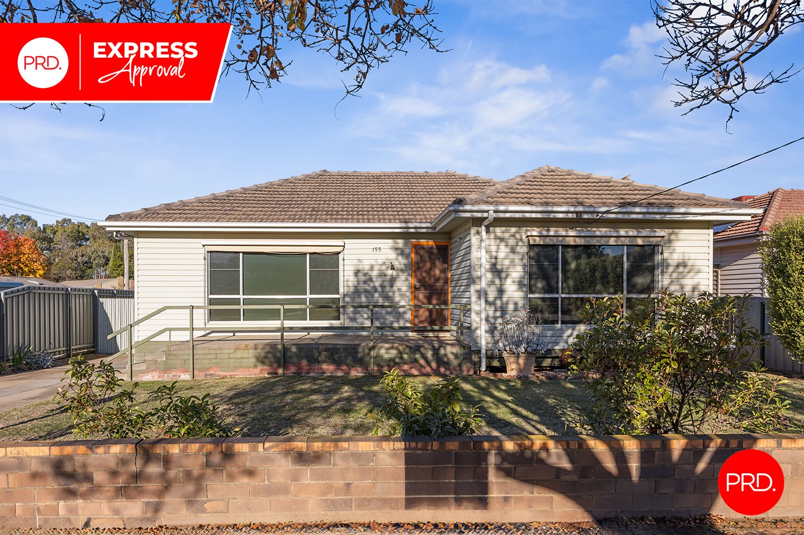 155 Mackenzie Street West  GOLDEN SQUARE 1