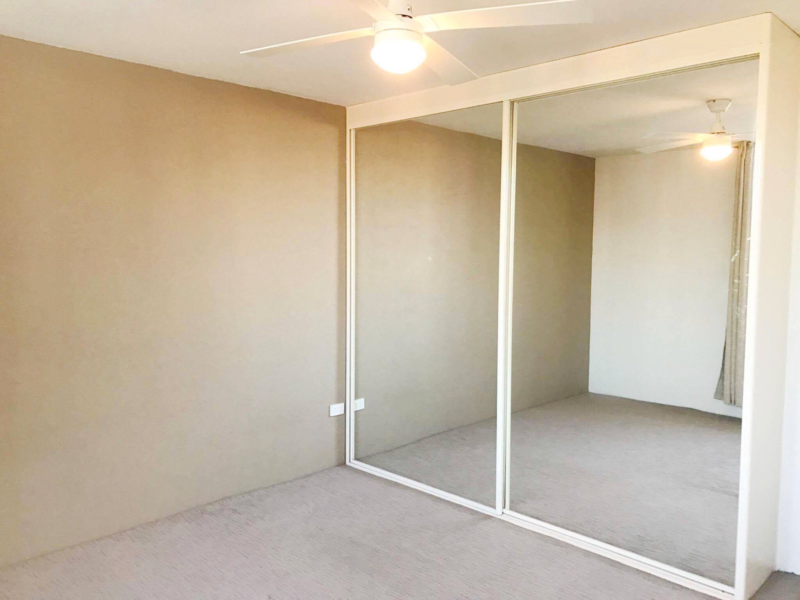 15/5 Mitchell Street SOLDIERS POINT 12