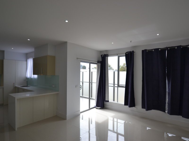 Gallery: 15/5 Phillip Street