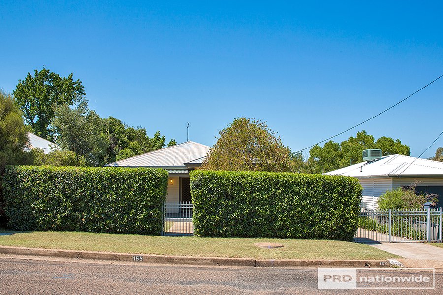 155 Piper Street TAMWORTH 7