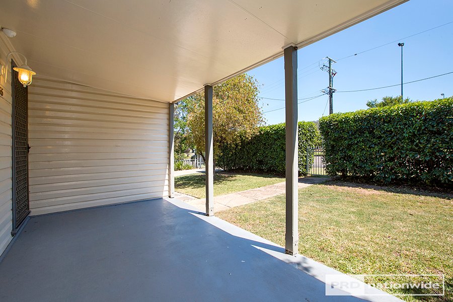 155 Piper Street TAMWORTH 8
