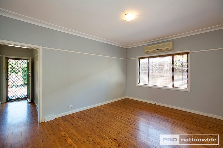 155 Piper Street TAMWORTH 19