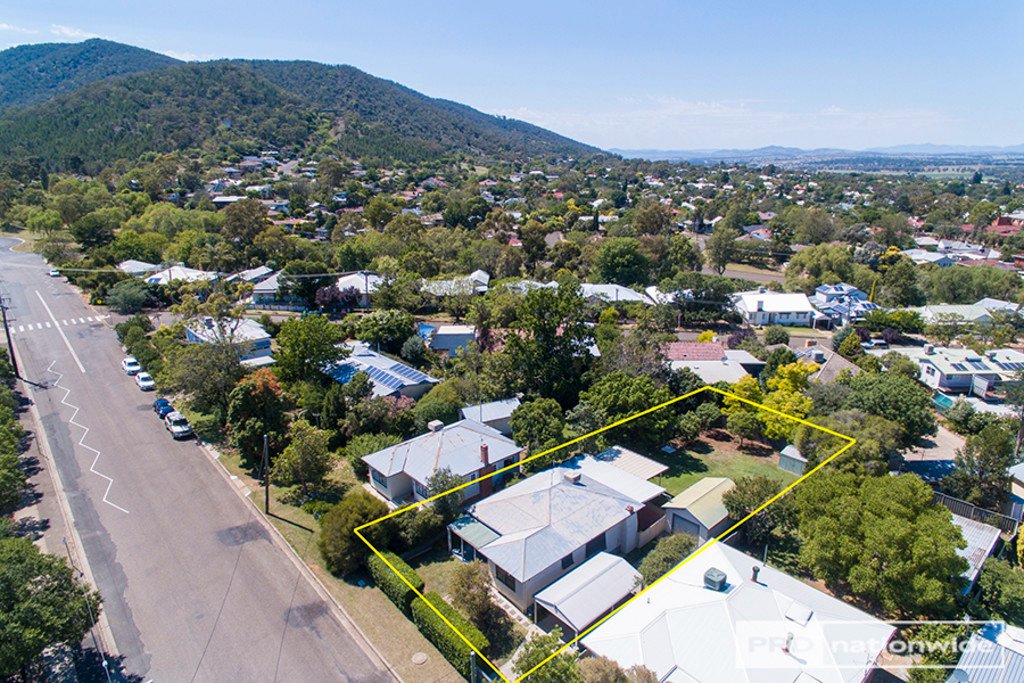 155 Piper Street TAMWORTH 20