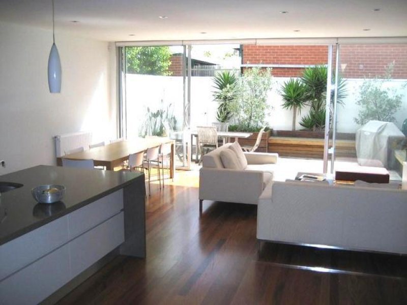 Gallery: 155 Richardson Street