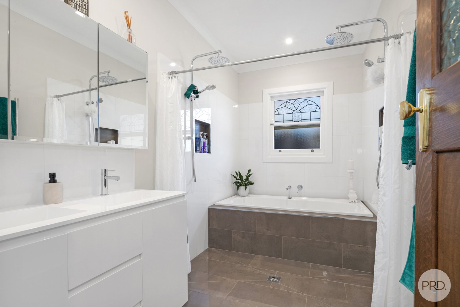 155 Skene Street LEXTON 7