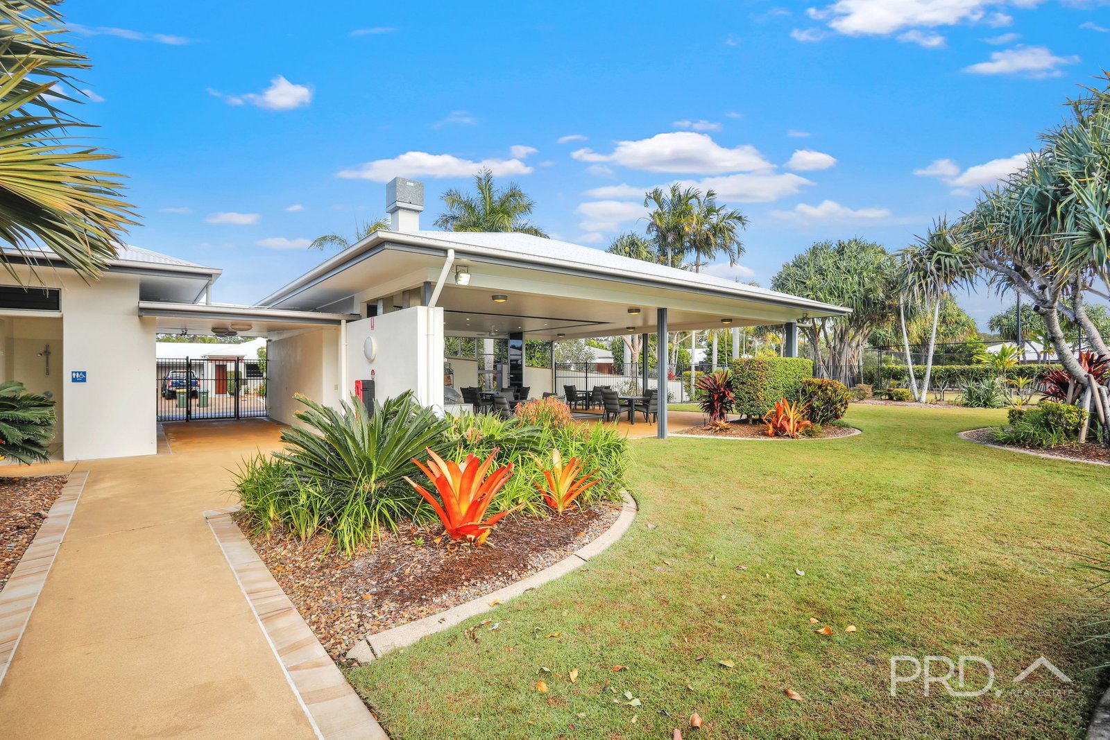 155/230 Pulgul Street URANGAN 24