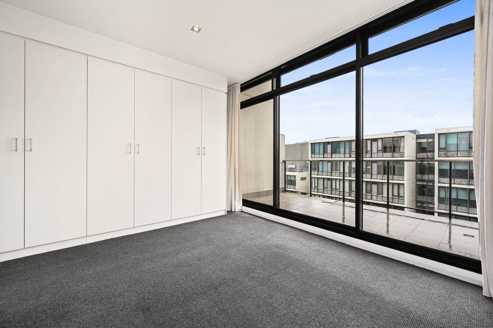 15/57 Rothschild Avenue ROSEBERY 4