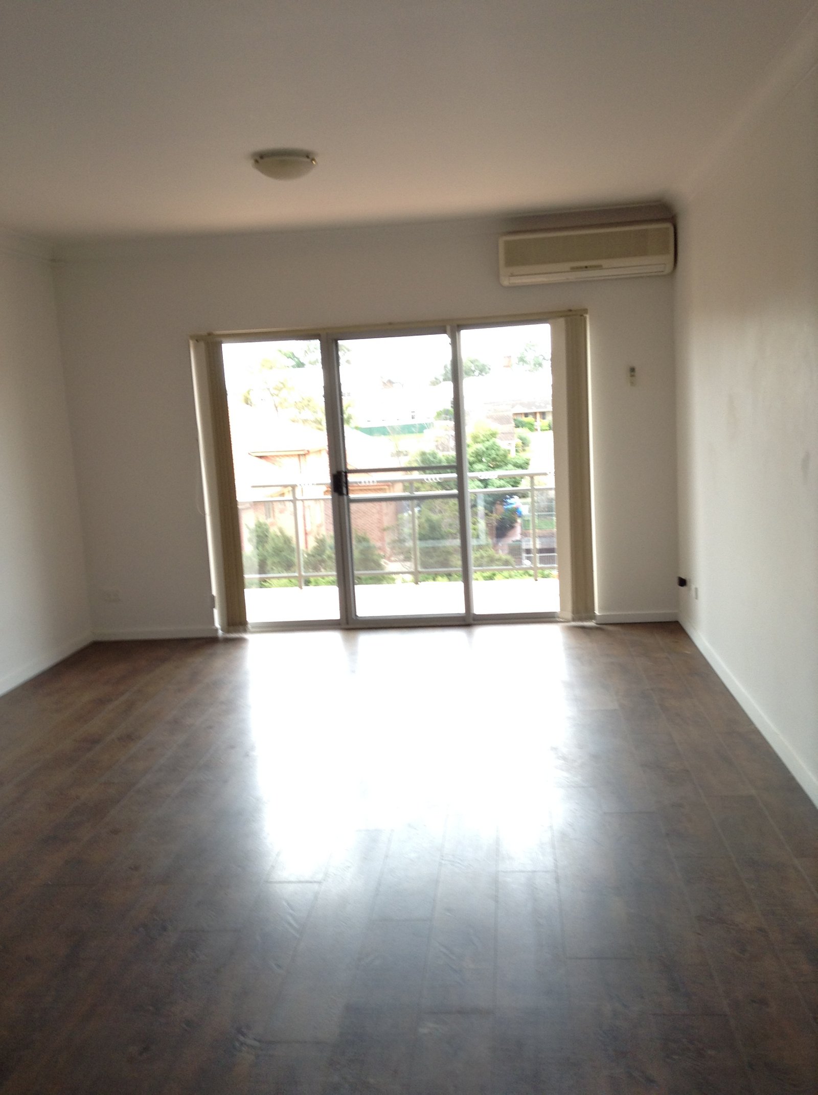 15/6-12 Hudson Street HURSTVILLE 7