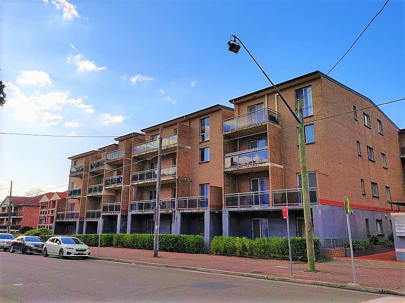 15/6-12 Hudson Street HURSTVILLE 4