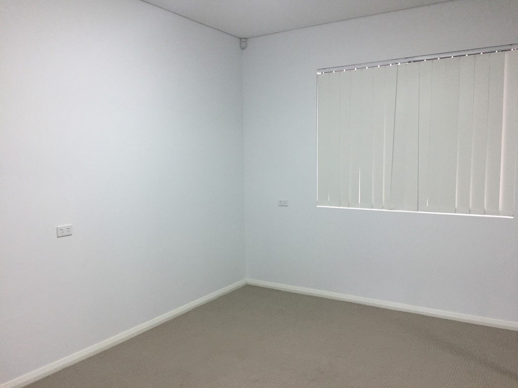 1/56-66 Lakeside Parade JORDAN SPRINGS 5