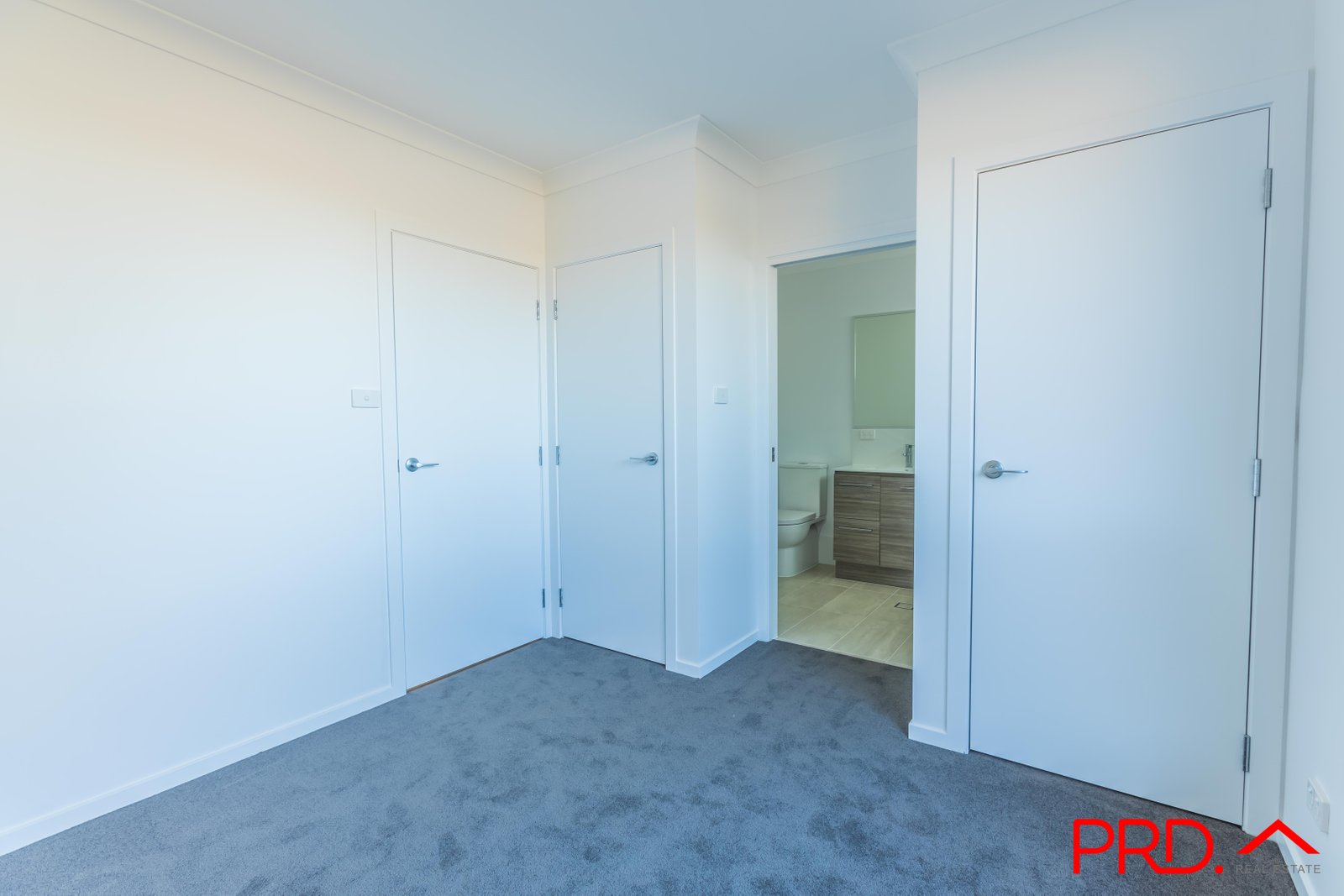 15/6 Ainslie Place TAMWORTH 8