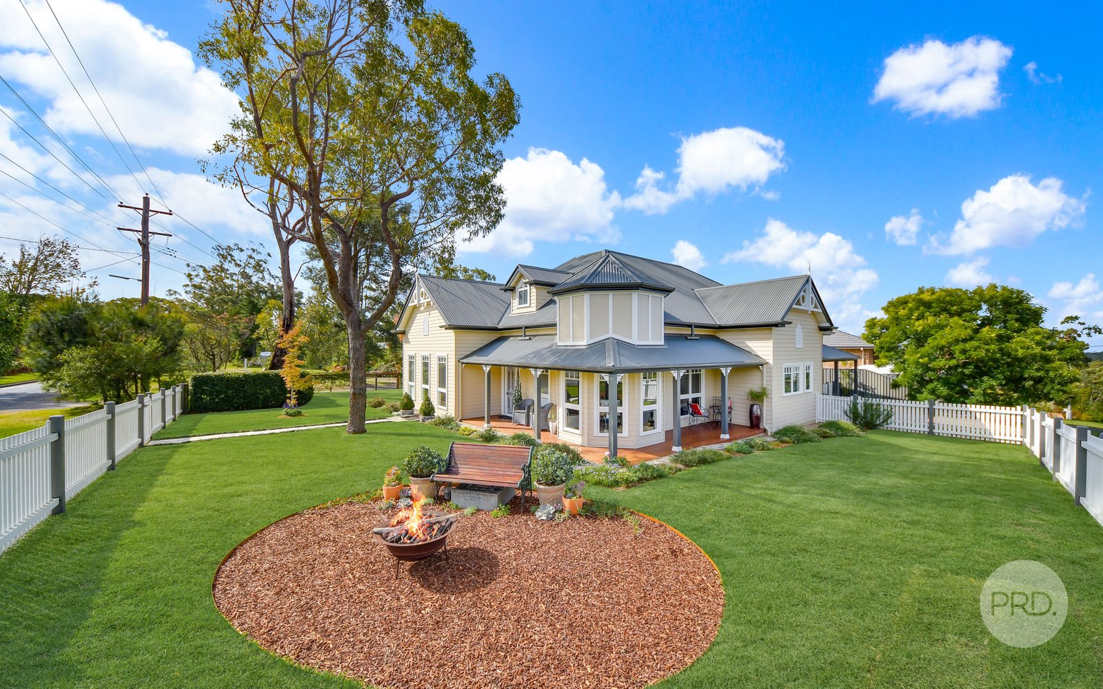 156 Burns Road SPRINGWOOD 1