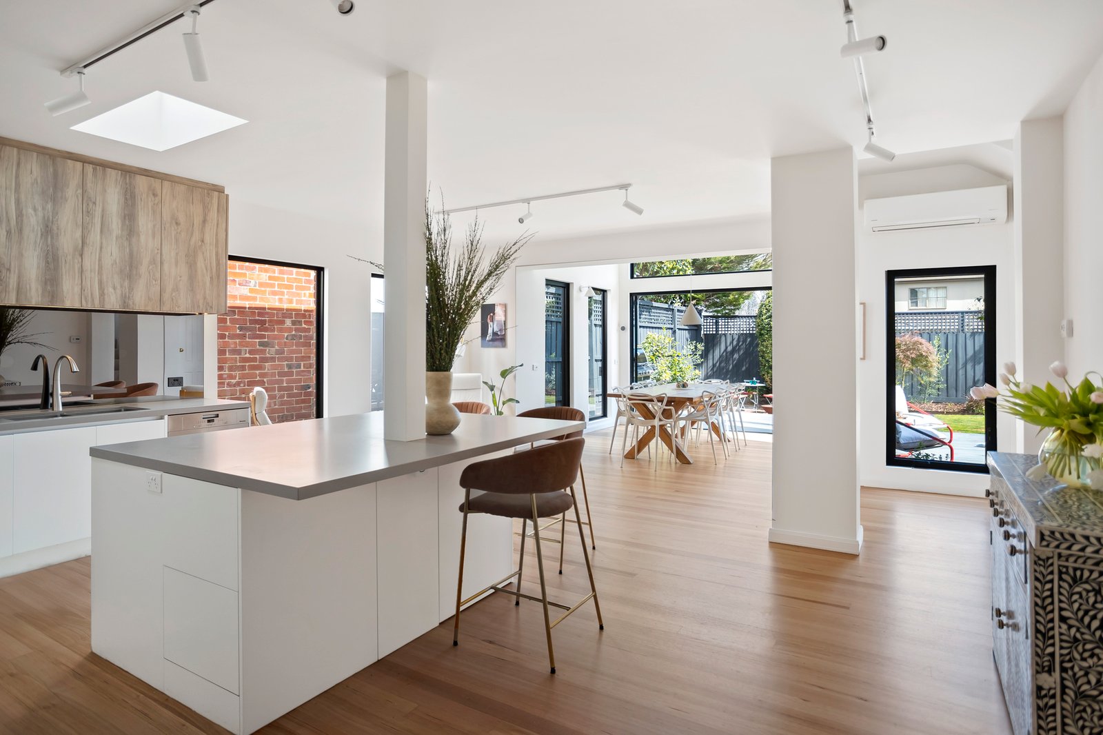 Real Estate and Property in 156 Dendy Street, Brighton East, VIC