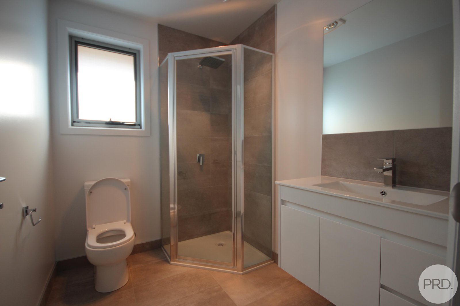 15/6 Dubs & Co Drive SORELL 4