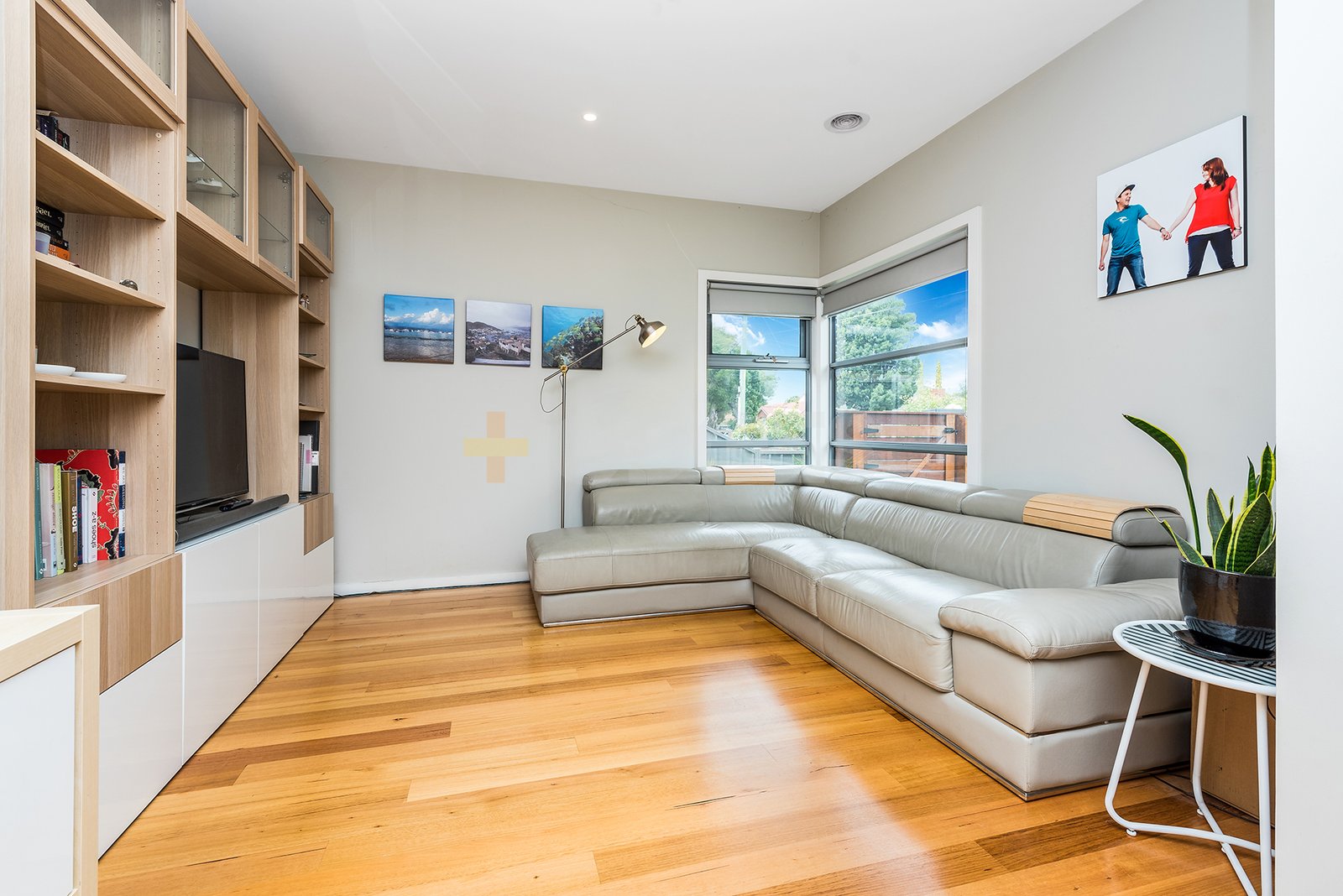 Gallery: 1/56 Eames Avenue