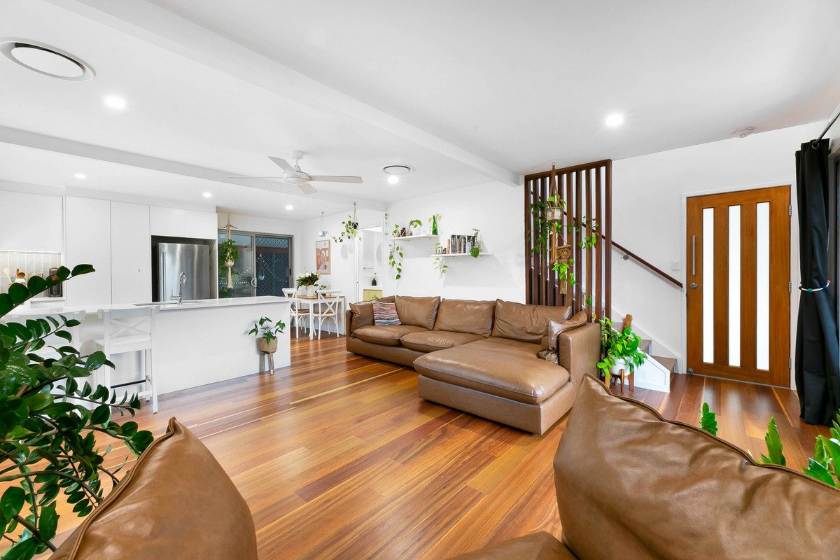 1/56 Fifth Avenue Palm Beach 4