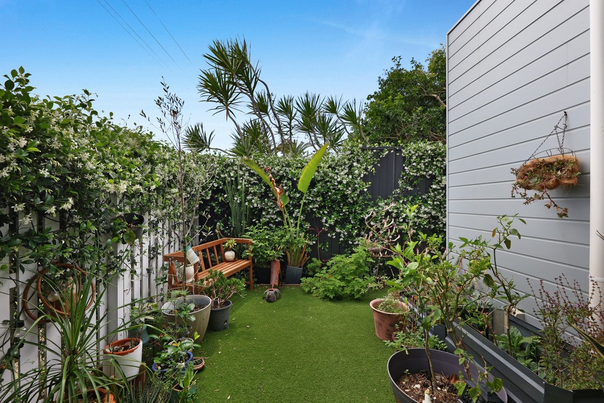 1/56 Fifth Avenue Palm Beach 22