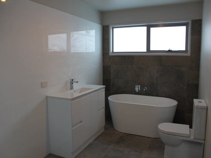 1/56 Hance Road HOWRAH 5