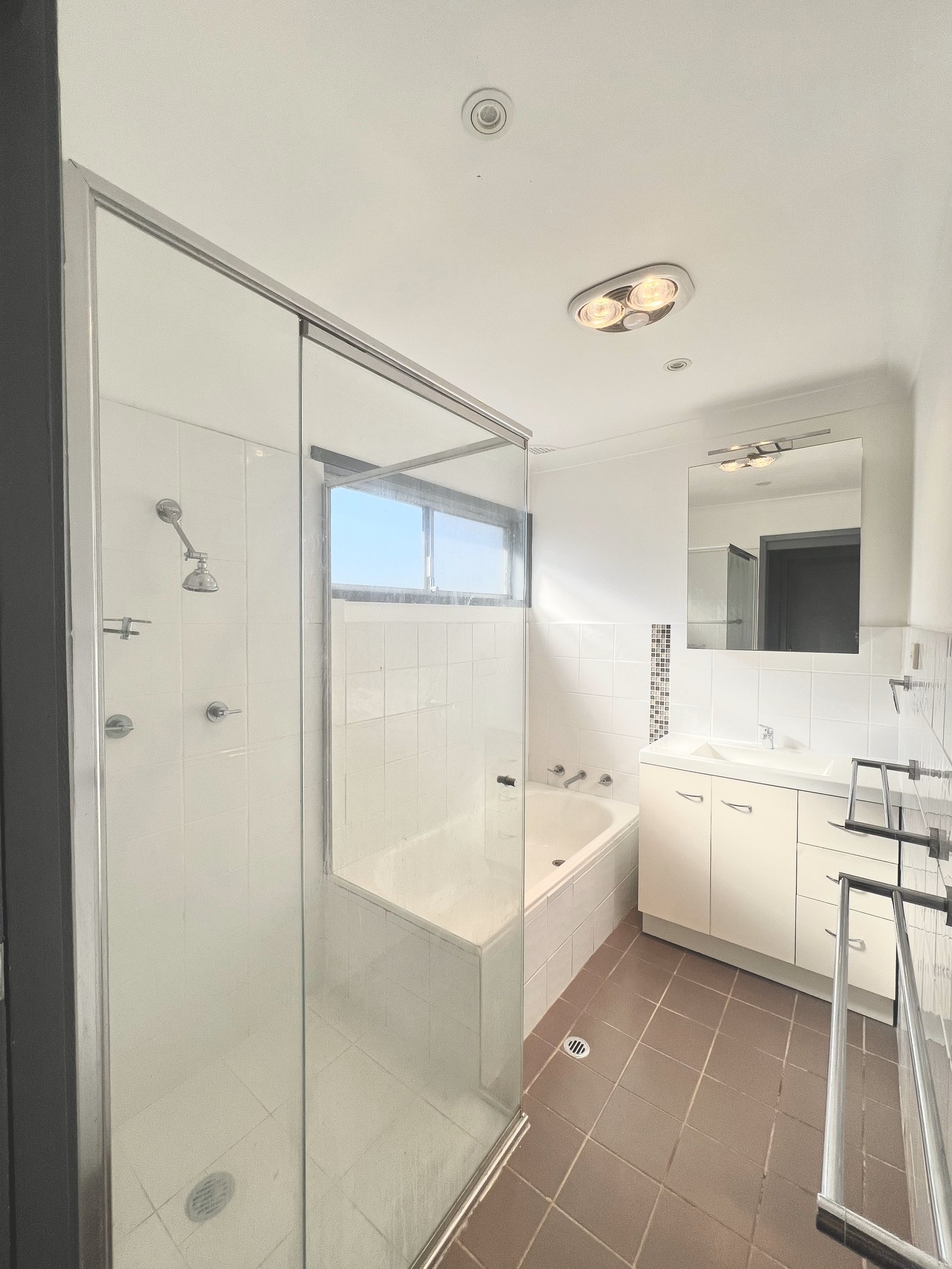 156 Hill Road LURNEA 11