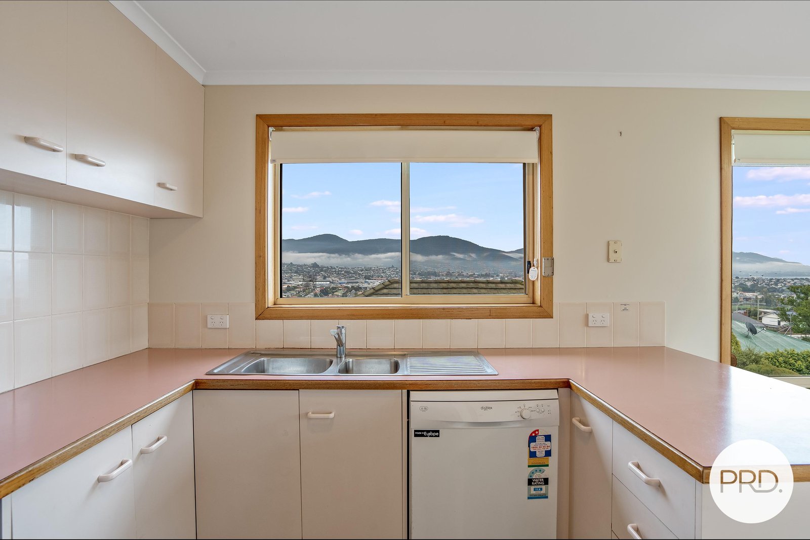 1/56 Lennox Avenue LUTANA 5